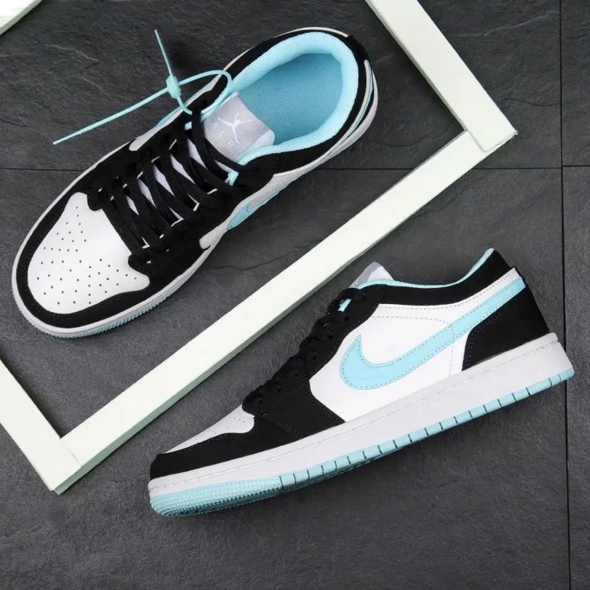 Price: $178.10CAD. Pure White Dunk AJ1 Low Basketball Shoes for Couples