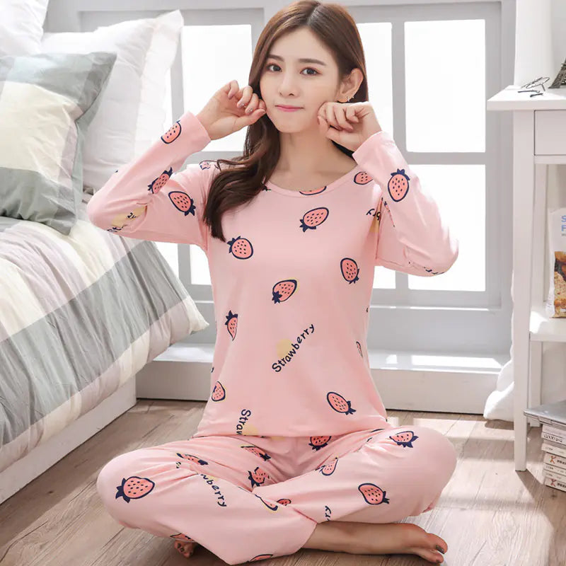 Price: $52CAD. Women's Long-Sleeved Pajama Set in Cute Design